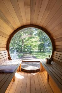 The Gardens of Deauville - Hotel Location and Surroundings