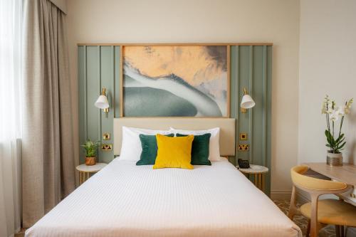 The Hermitage Hotel - OCEANA COLLECTION - Hotel Overview and Location