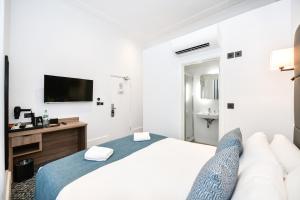 The J Hyde Park - Hotel Overview