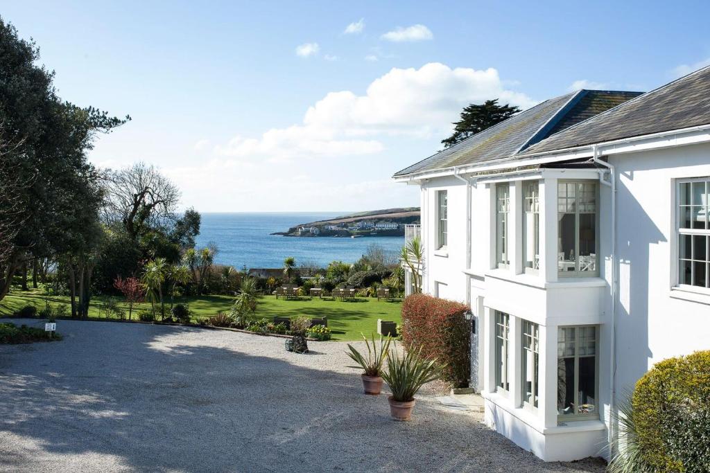 The Rosevine - Elegant Accommodations