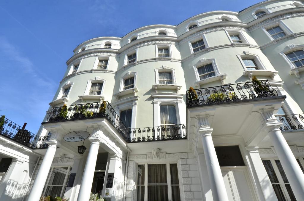 The Royale Chulan Hyde Park Hotel - Hotel Overview and Location