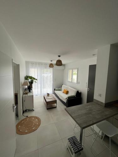 The Villa of Laurels - Property Overview