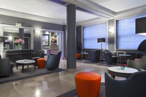 Timhotel Opera Blanche Fontaine - Location and Accessibility