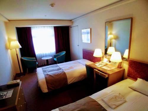Tokyo Grand Hotel - Accommodations and Facilities