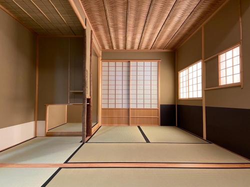 Towa Ryokan - Overview and Location