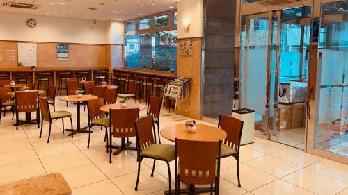 Toyoko Inn Atami Ekimae - Rooms and Accommodations