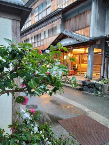 Tsukimotoya Ryokan - Good To Know
