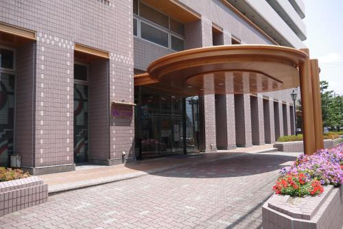 U-Community Hotel - Hotel Overview