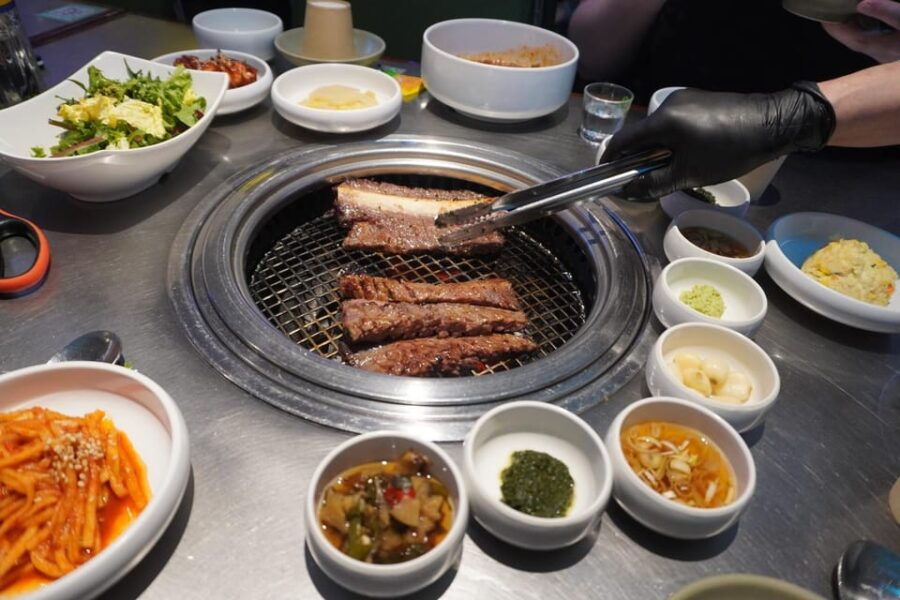 Unique Native Experience : Han River Picnic, Board Game, BBQ - Overview of the Experience
