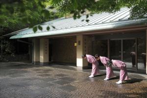 UNZEN HANZUIRYO by Onko Chishin - Overview and Location