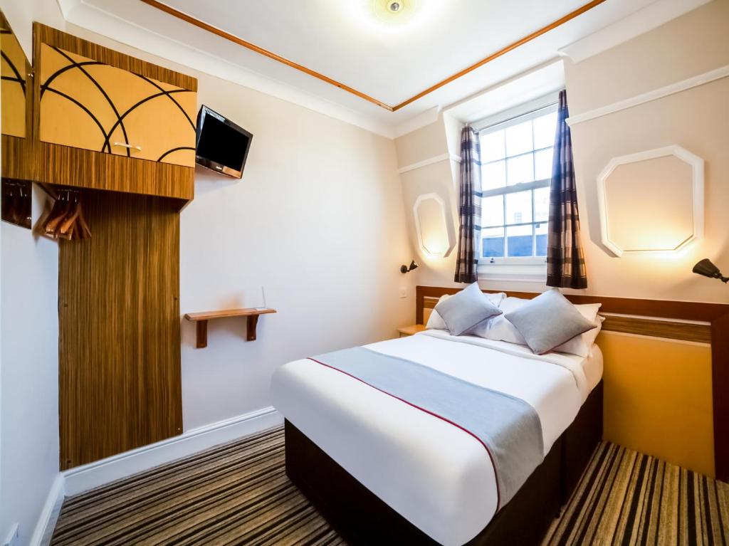 Vegas Hotel - Hotel Overview