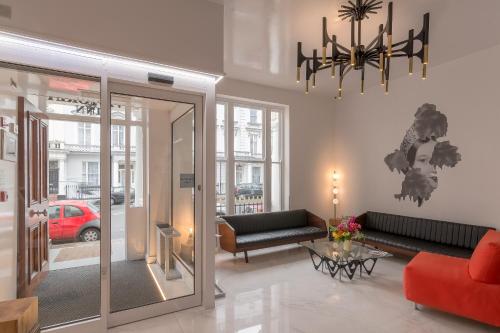 Victoria Inn London - Hotel Overview and Location