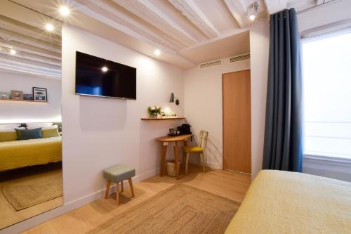 Victory and Germain - Hotel Overview