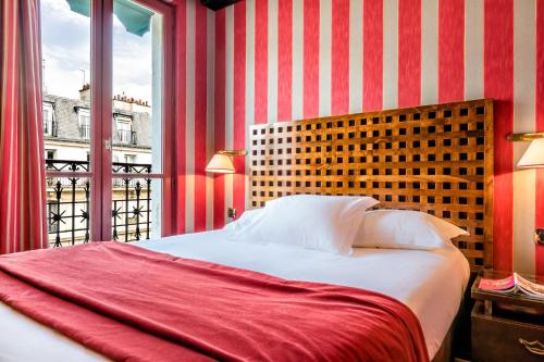 Villa Pantheon - Location and Accessibility