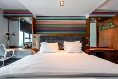 Village Hotel Manchester Ashton - Hotel Overview