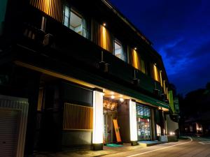 Wakamatsu Honten - Overview and Location