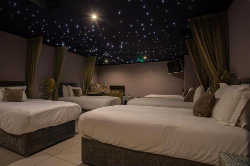 Waterton Park Hotel - Hotel Overview