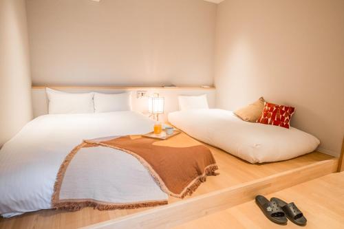 WAYFARER Gojo - Overview and Location