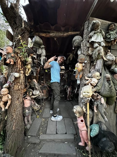 Xochimilco: the Island of the Dolls, Games and Drinks