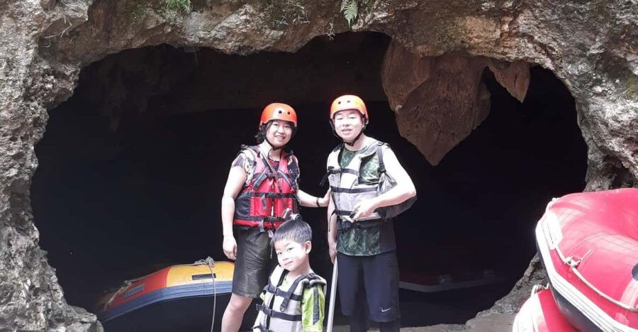 Yogyakarta: Jomblang Cave and Pindul Cave Tubing Day Tour
