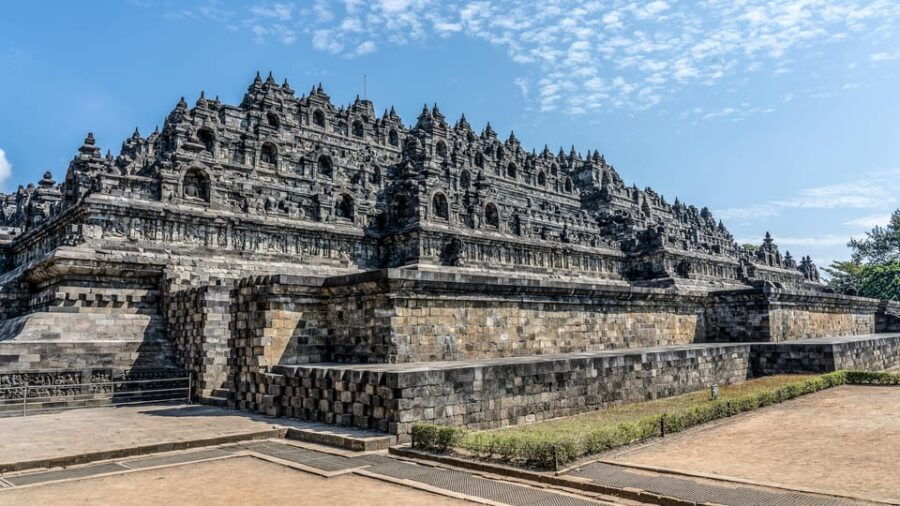 Yogyakarta:(EntranceTicketOnly)Borobudur&PrambananTempleTour - Overview of the Tour