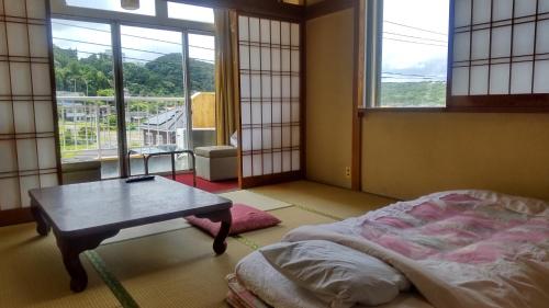 Yoshioka Ryokan - Property Location and Accessibility
