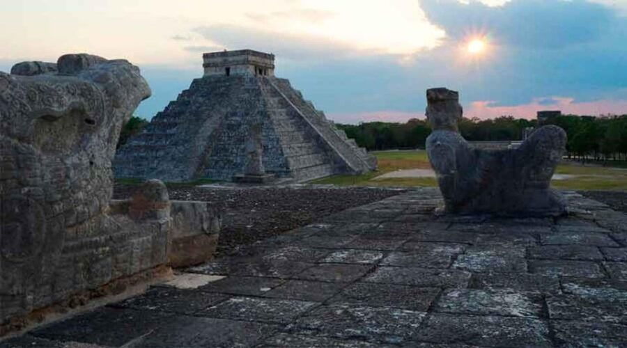 Yucatan: Classic Chichen Itza Tour With Maya Travel - Tour Overview