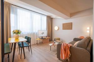 Yuna Montmartre - ApartHotel - Room Types and Amenities