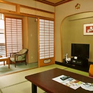Yunogo Grand Hotel - Hotel Overview and Location