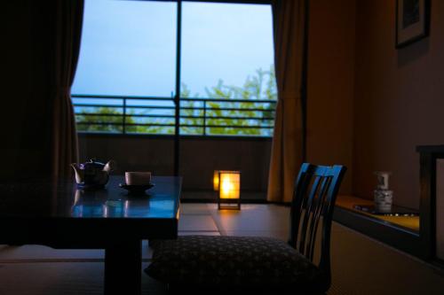 Yunosato Hayama - Overview and Location