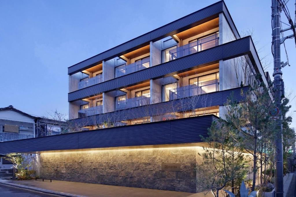 26 of Our Favorite Hotels in Minami Ward, Kyoto
