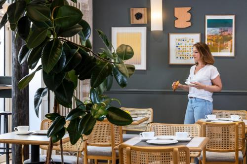 Abbatial Saint Germain Hotel - Location and Accessibility