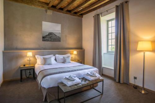Abbey Hotel Le Tronchet Saint Malo - Accommodation Highlights
