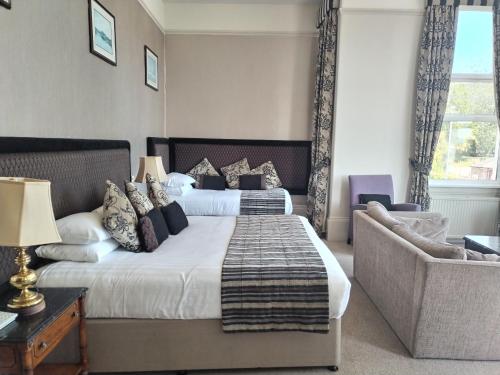 Abbey Sands Hotel - Room Types and Amenities