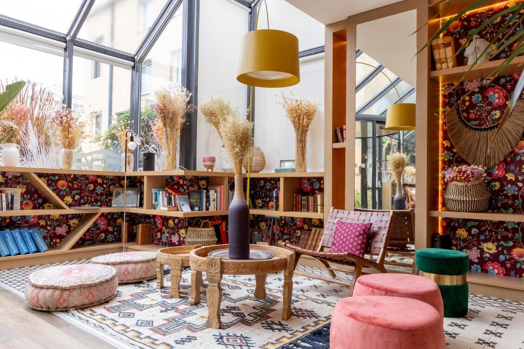 Aiden by Best Western Paris Roissy CDG - Amenities and Services