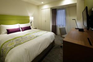 ANA Holiday Inn Sapporo Susukino, an IHG Hotel - Room Features and Amenities