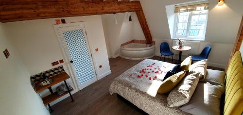 Angel Townhouse - Amenities Offered