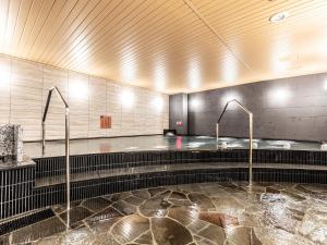 APA Hotel Higashi Shinjuku Kabukicho Tower - Dining Options
