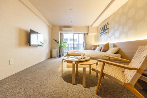 Apartment Hotel 11 Namba - Accommodation Overview