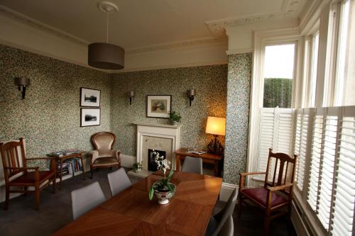 Ascot House - Guest Experiences