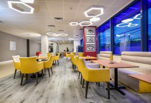 Atrium Hotel Heathrow - Hotel Overview