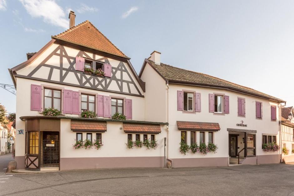 Auberge Du Cheval Blanc Since 1785 - Accommodations and Amenities