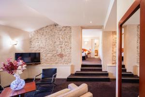 Auberge Du Roua - Accommodations