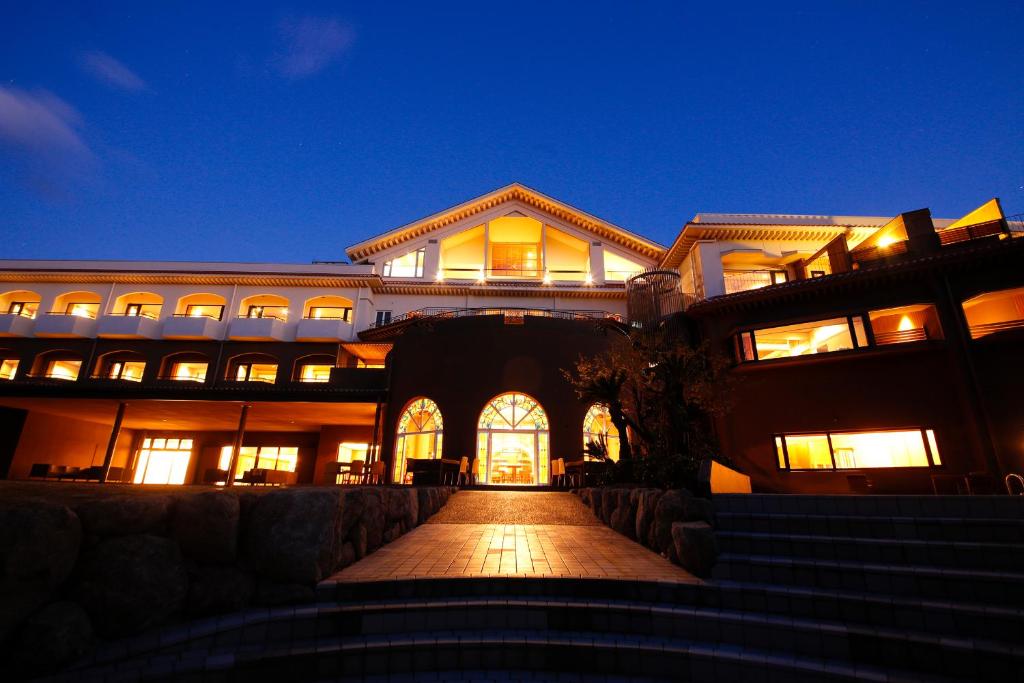 Awaji Hamarikyu Review