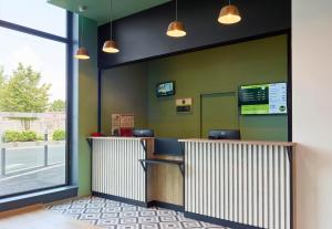 B&B HOTEL Paris Clichy-Sous-Bois 3 Stars - Amenities and Facilities