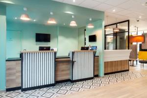 B&B HOTEL Saint-Denis Porte De Paris - Location and Accessibility