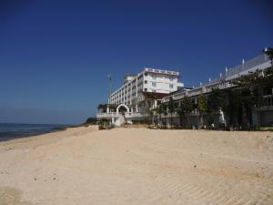 Beach Resort Morimar - Dining and On-Site Facilities