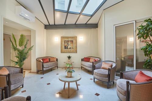 Beaugrenelle Eiffel Tower Hotel - Location and Accessibility