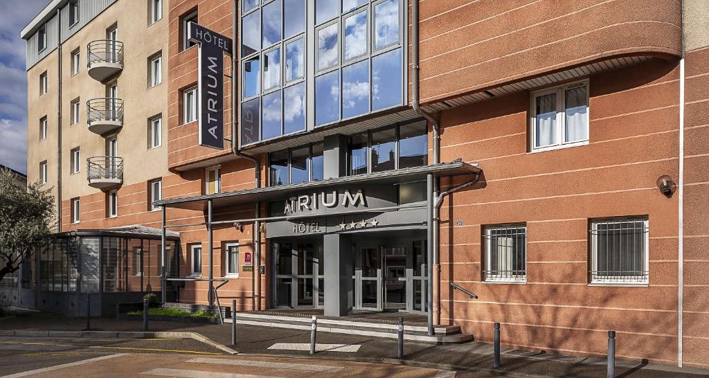 Best Western Hotel Atrium Valence - Room Features and Amenities