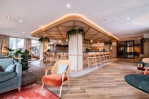 Best Western Plus L'Orée Paris Sud - Amenities and Services